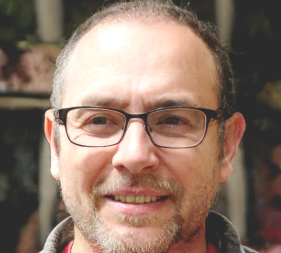 Carlos Mendoza, experto en finanzas personales